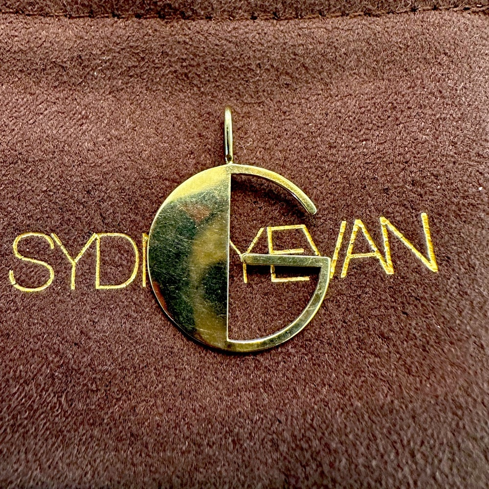 Sydney Evan 14k YG Large G